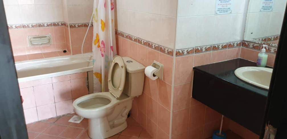 Apartment Marina Court Yr 1st Choice Family Aparment-stay And Get Cash Rebate Kota Kinabalu